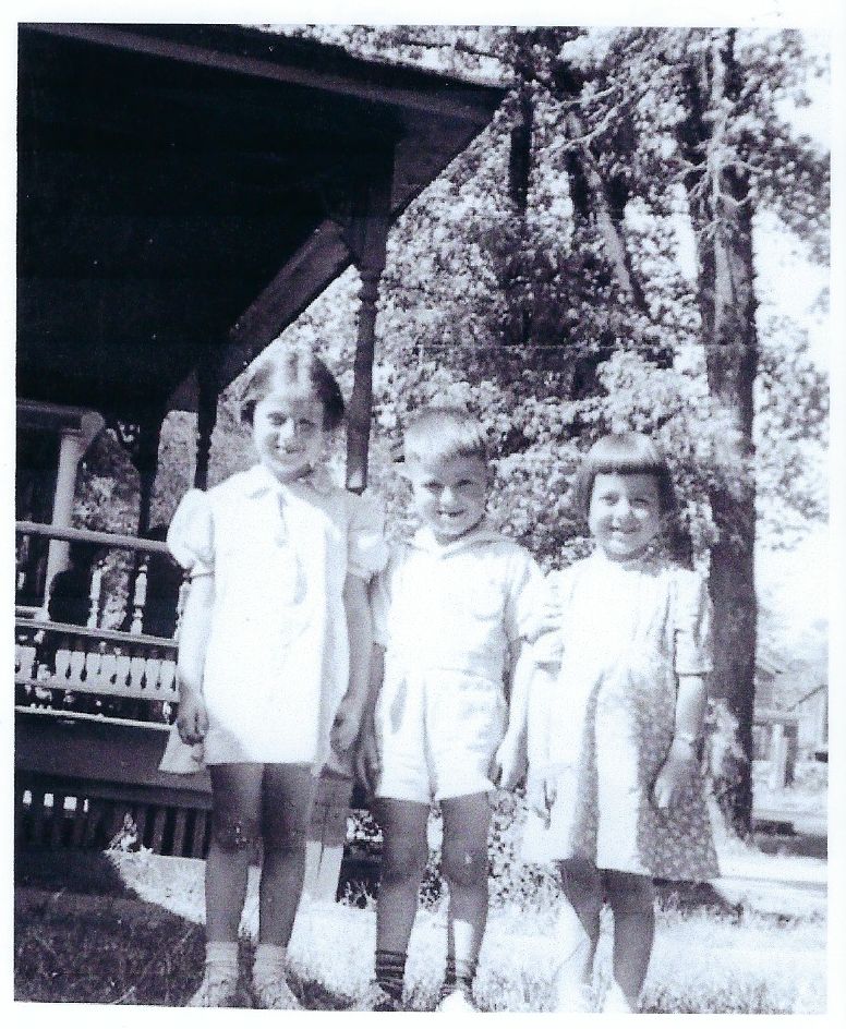 Joyce, George, and Janet O'Neil